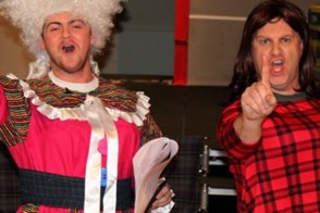 Acting -star -Jasmin -helps -Kibble -kids -blossom -on -stage -2-640x 300